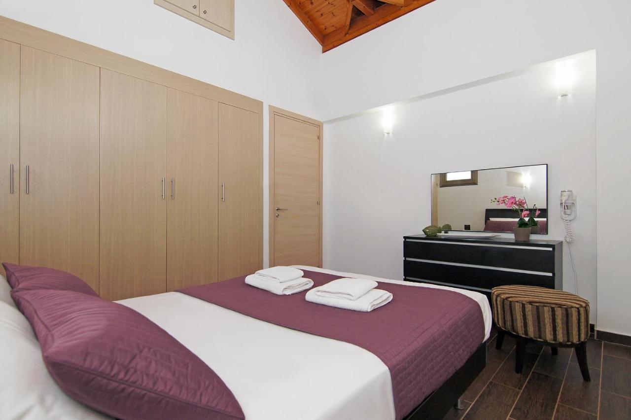 Villa Regina Ayia Napa Bagian luar foto