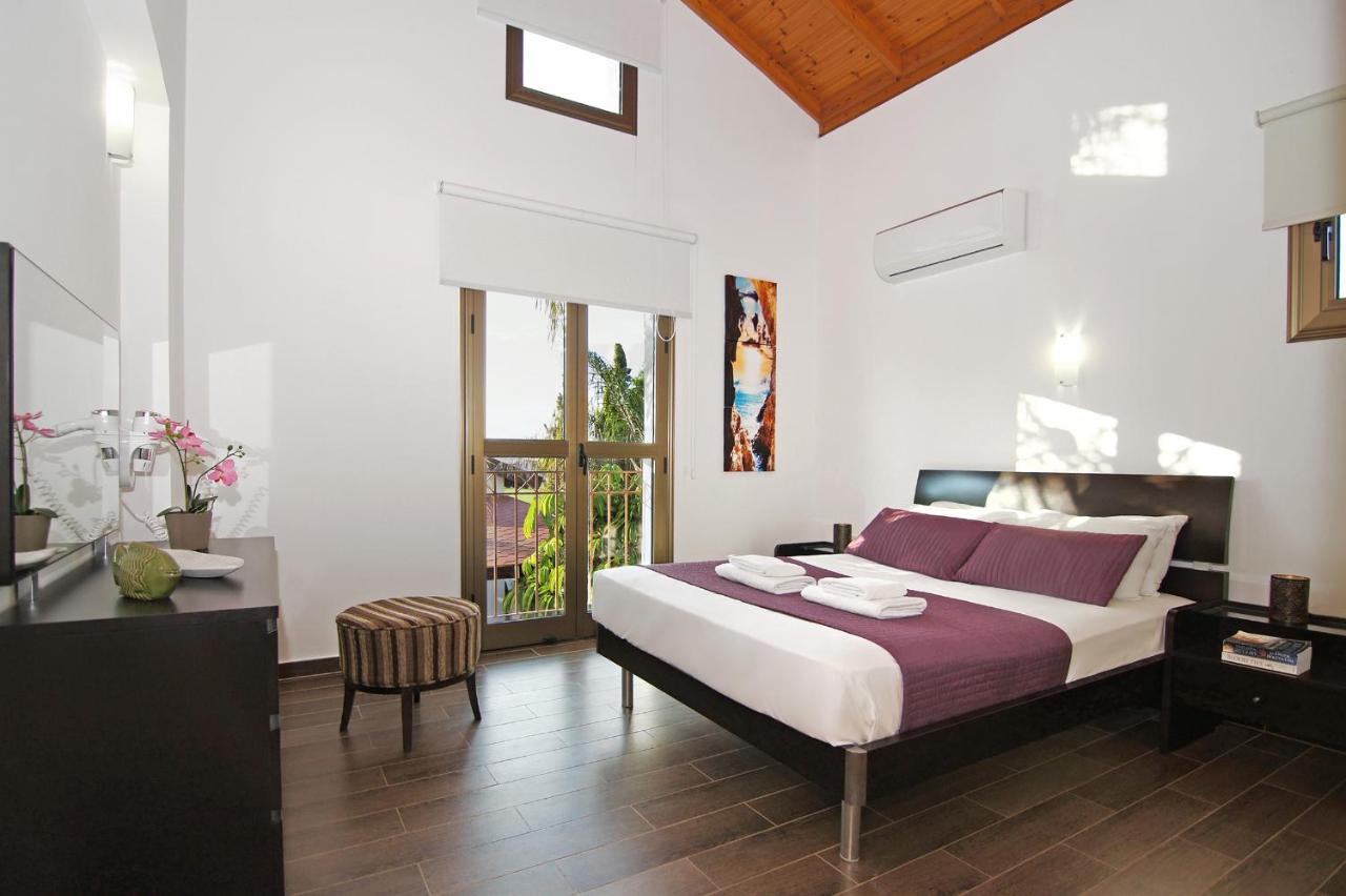 Villa Regina Ayia Napa Bagian luar foto